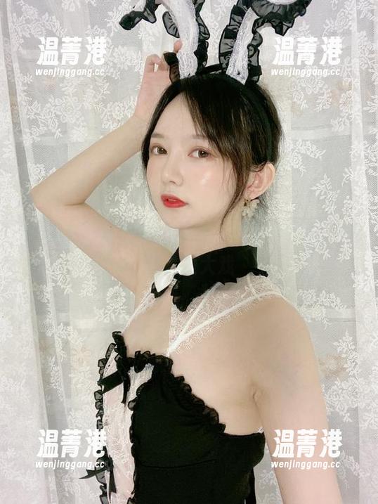 51酱 51酱的圣诞狂欢:原图不过是个舞台,作品才是大戏