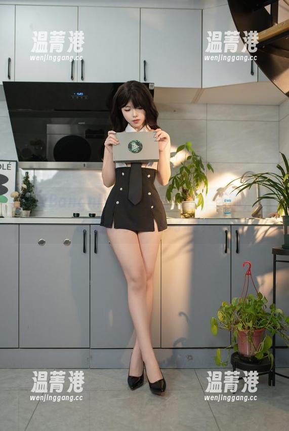 阅读Bangni邦尼的浴室套图，天哪，镜子里的角度太妙了吧？