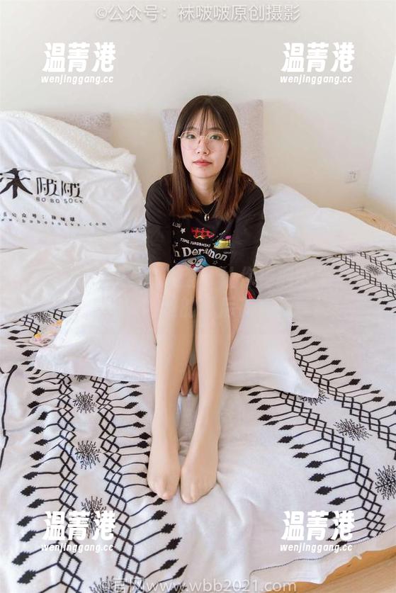 BoBoSocks袜啵啵-奶油 BoBoSocks袜啵啵 - 让你捧腹的奶油写真,油亮肉丝的幕后花絮分享!