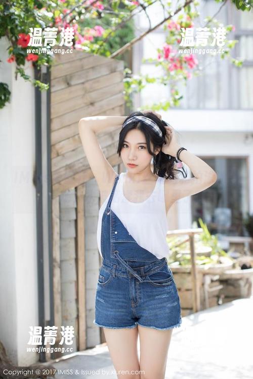 IMiss爱蜜社-Winki丝姬 IMiss爱蜜社 - Winki丝姬的私拍泳池游乐场,水波荡漾我去哪里了?