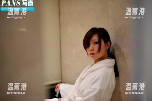 PANS写真-丁丁 PANS写真 - 在线围观丁丁的办公室,原图送上人生最真实的职场地图!