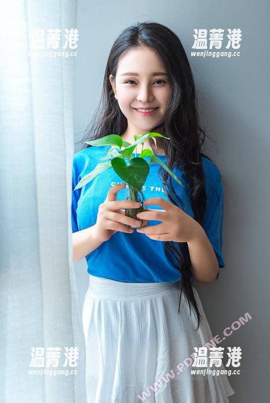 PDL潘多拉-Ellie艾栗栗 PDL潘多拉 - Ellie艾栗栗的红裙作品,合集中藏着多少小心机,真想偷偷问她。