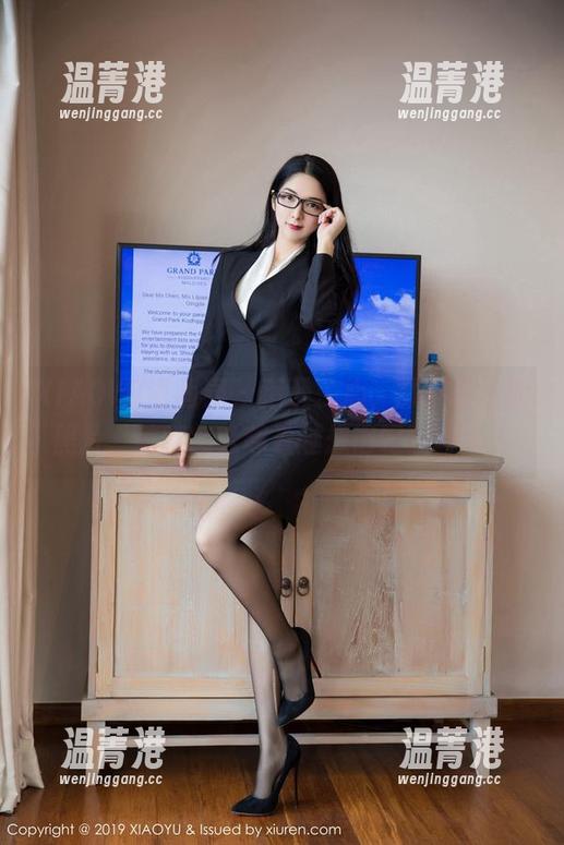 XIAOYU语画界-顾乔楠 XIAOYU语画界 - 落下了心,顾乔楠最新照片,美腿怎么越看越想请喝咖啡呢?