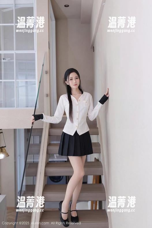 Xiuren秀人网-小逗逗 Xiuren秀人网 - 高清迷人腿,真是萌得不要不要的“小逗逗”写真