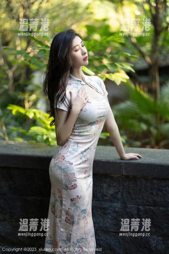 Xiuren秀人网 - 原图呈现：看糯美子mini如何用私房演绎裤里丝的默契