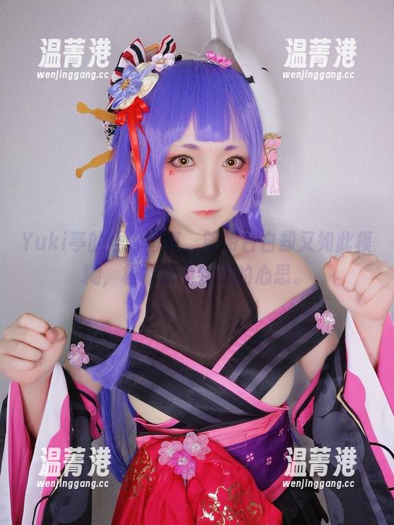 Yuki亭的婚纱写真，明明白白却又如此模糊，根本猜不到她的心思。