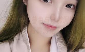 eloise软软：在暮色与荆棘调调间的在线写真游走