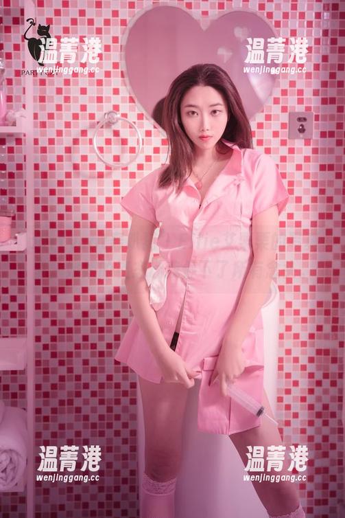 partycat轰趴猫-Ellie艾栗栗 partycat轰趴猫 - Ellie艾栗栗的写真里,姐姐的姿态让我停下了所有念头。