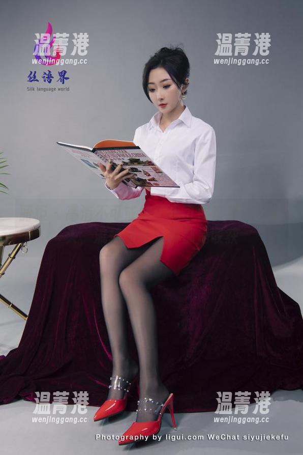 丽柜-可馨 丽柜 - 高清不可或缺:当可馨套装遇见镜头,流转的每一瞬都是收获