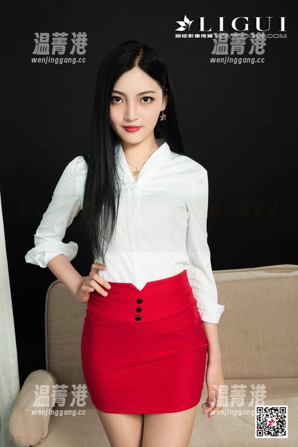 丽柜-团子 丽柜 - 团子:私拍美图也有灵魂,寂寞时光别傻傻等!