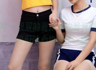 初夏女神 - 双双的最新泳衣写真集：天冷了，咱们的心也要暖一暖！