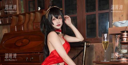 千夜未来化身潮流代言人——蒂法泳衣原图与图包一手展示