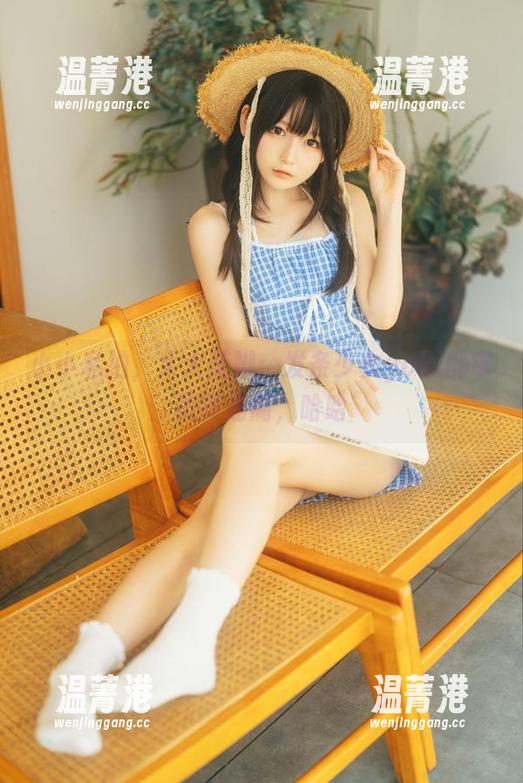 发条少女yoki 小小私拍,大大美脚:发条少女yoki的审美真迷离,哈哈