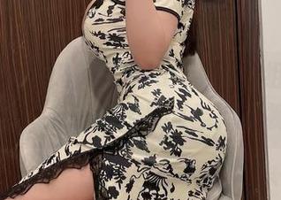 微密圈 - 贴贴？可馨juicy的这组写真图集让我对恋爱的定义又重新审视了…
