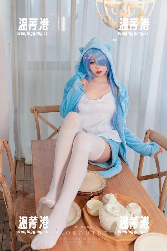 咬人小小兔 钩子与长腿:咬人小小兔的cos套图,一步一步让你废掉