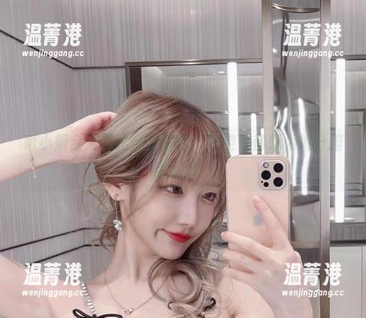 啾小妍 啾小妍金发芭比全套图包,连空气都想为她分担点魅力。