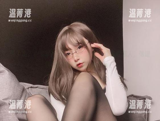小泉学姐吖 着了魔?小泉学姐吖“镂空”原图,福利超感人,饱眼福的同时请注意内心平衡!
