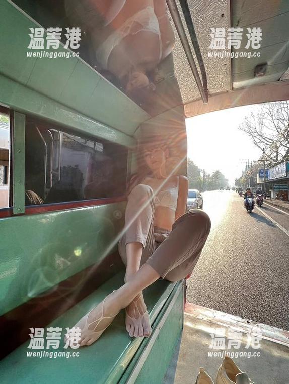 微密圈 - 一条白衬衫带来的灵感？就是阿朱啊的写真资源榜单可不少。