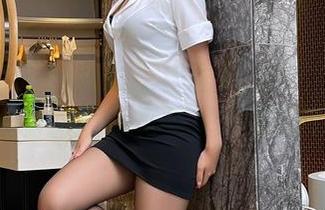 微密圈 - 一秒变女王!张思允nice油亮黑丝制服最新写真超乎想象!