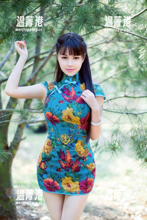 推女郎-黄可 推女郎 - 黄可泳池图包:水色之美和乐趣多多,快来下载不留遗憾!