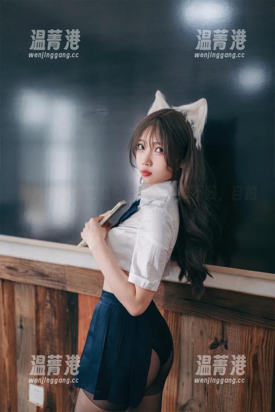 图片里的杏仁曲奇：资源不归不归，自拍真够酸