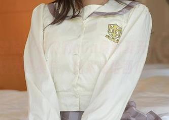 模范学院 - 徐微微mia最新夏天作品:海滩上以为是模特,结果是给西瓜打广告。