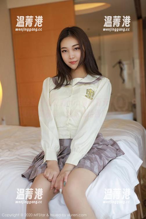 模范学院-徐微微mia 模范学院 - 徐微微mia最新夏天作品:海滩上以为是模特,结果是给西瓜打广告。
