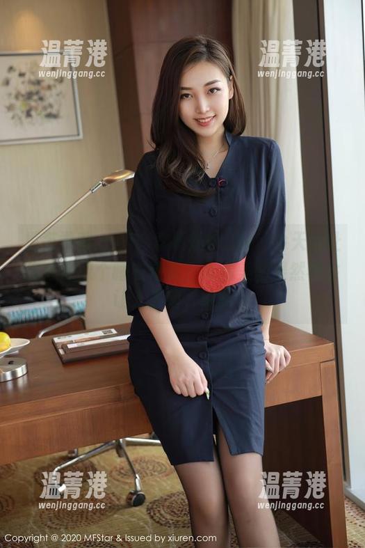 模范学院 - AI：李颖煊baby，今天想让你穿得像个睡衣精灵？高清美图果然不会让人失望，哈哈。
