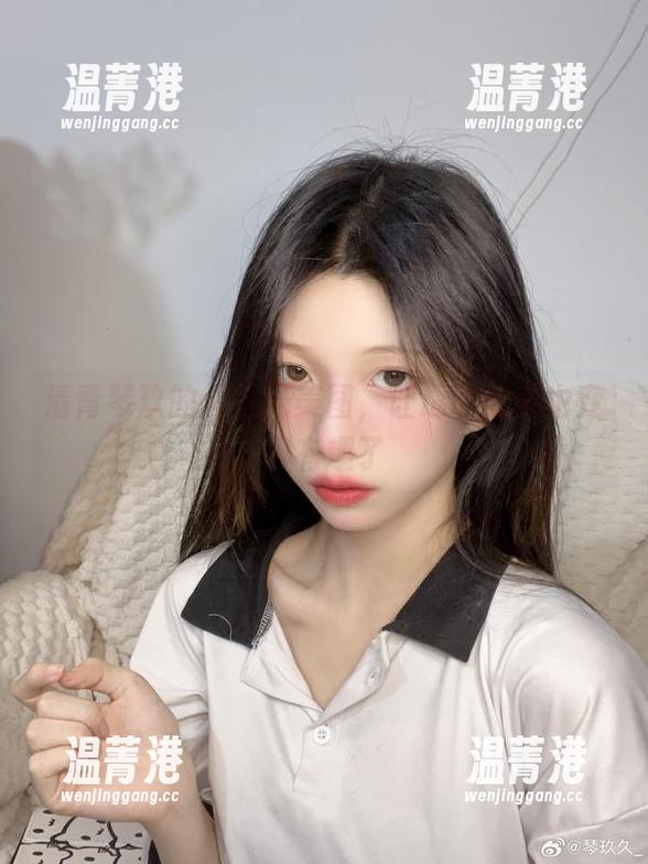 清青琴玖 清青琴玖的无圣光美图,让透明的美也变得有趣了