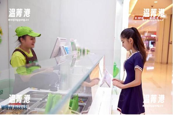 爱丝-若兮 爱丝 - 高清图册,若兮化身厨娘,厨房竟成了她的猫步伸展台?