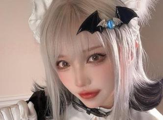 狐洛洛子的深蓝魅魔,最新合集带你沉醉于色彩之中!