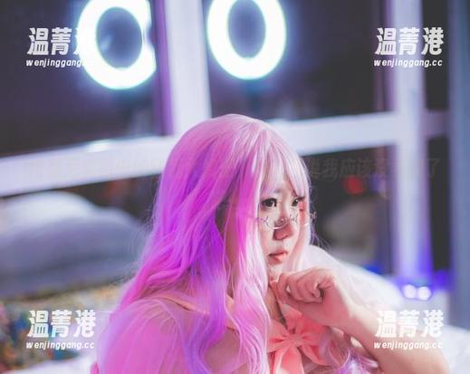 比基尼套图中的甜糖大魔王，唉，我说我应该没希望了吧……
