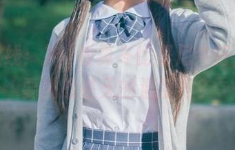 最新上线:神楽坂真冬比基尼牛仔,她是要挑战冬天的温度吗?