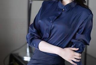 秀人网 - 水手服扮相下的油田溪溪:高清图包中那些逗趣与微妙