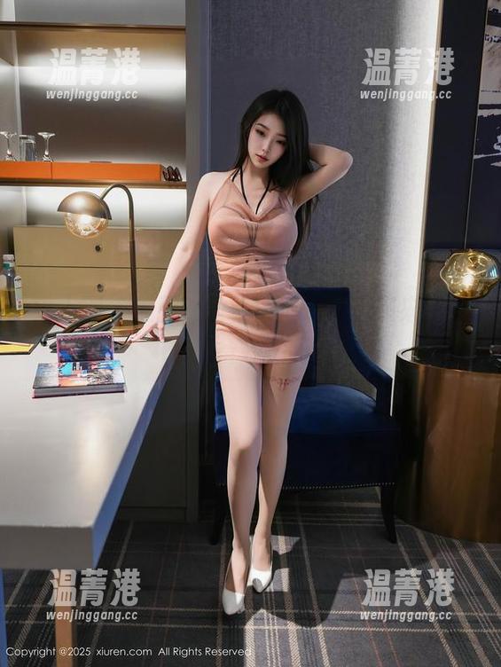 秀人网-璀灿 秀人网 - 美图?没错!璀灿女王又来了,你准备好了吗?