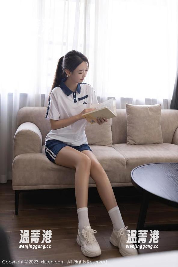 秀人网 - 筱慧cindy黑白套图新鲜出炉，恭喜又一对黑白配组合登场！
