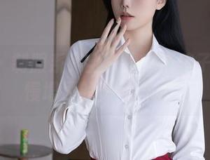 秀人网 - 制服系列全家福：糯美子mini慢慢增添的新鲜图片！