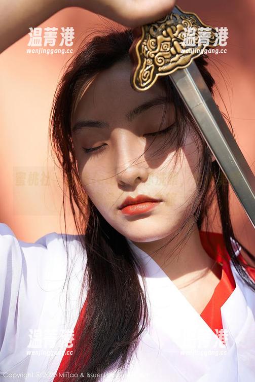 蜜桃社 - 珍妮Jeane教你洗眼，女仆美图带你误入奇妙之旅