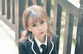青豆客 - 免费套图,大牌k8傲娇萌萌女仆,准备好被她的“服务”惊到吗?